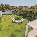 Casa Com Piscina Em Porto Das Dunas By Carpediem