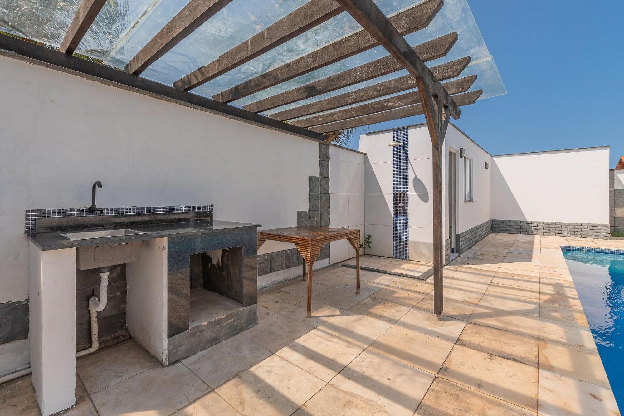 Casa Com Piscina Em Porto Dunas By Carpediem