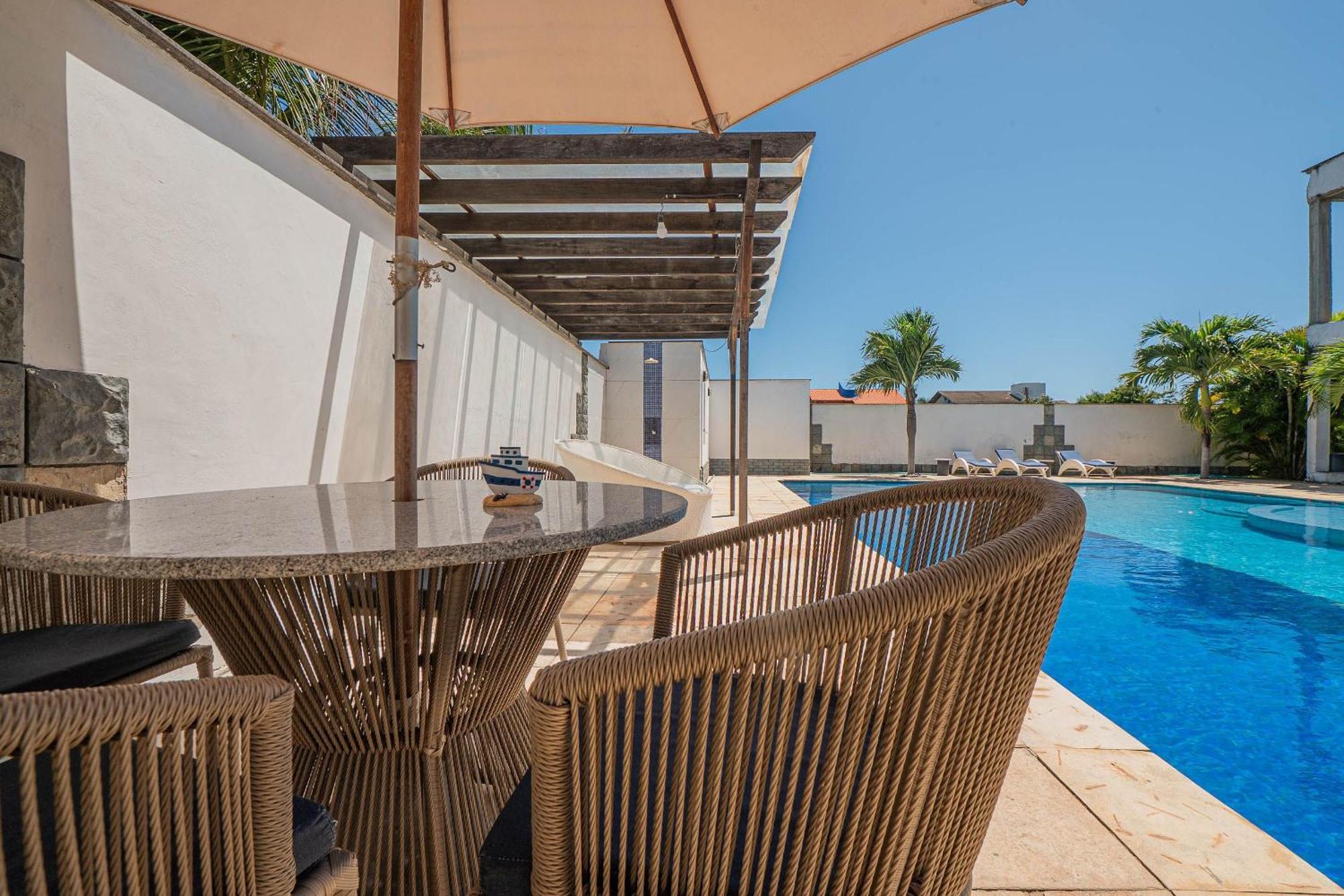 Casa Com Piscina Em Porto Dunas By Carpediem