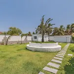 Casa Com Piscina Em Porto Das Dunas By Carpediem